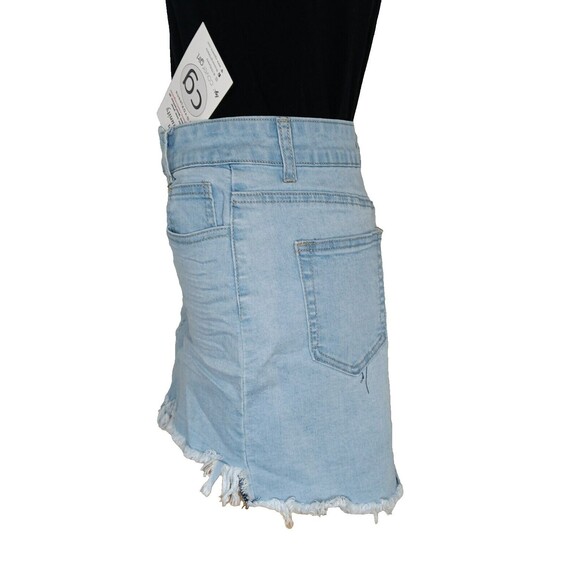 NWT CG Buzz Jeans Light Wash Denim Mini Skirt Asymmetrical Frayed Hem Stretch L - Picture 4 of 11